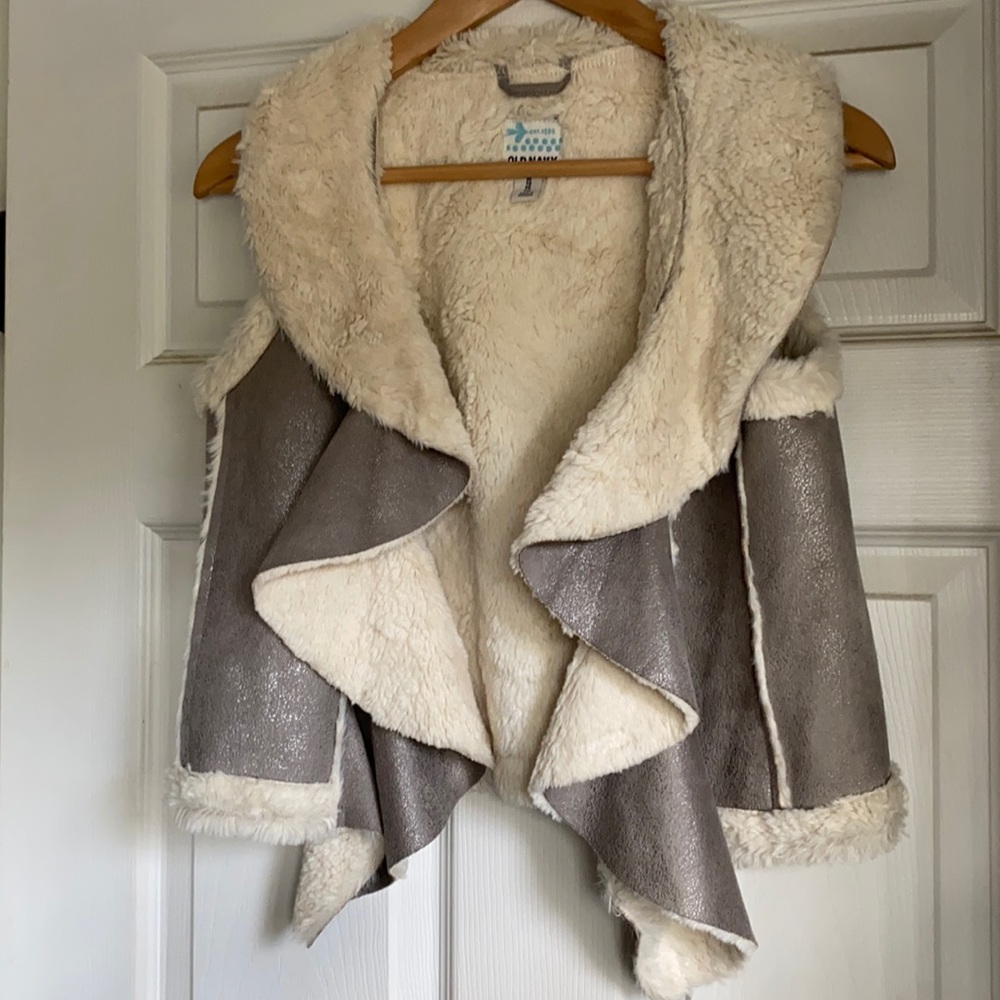 Perfect vest for slightly cool season!!!